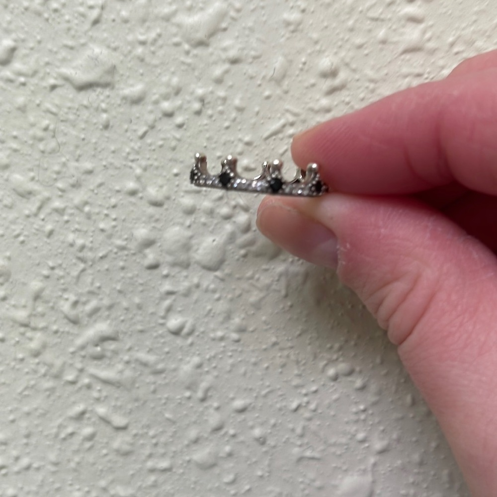 Black and silver Pandora Queen ring